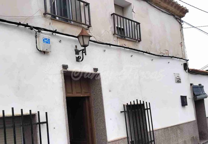 Landsbyhus i Pinoso, Alicante, Pinoso - € 80.000 | Ref: SF0562 - foto 1
